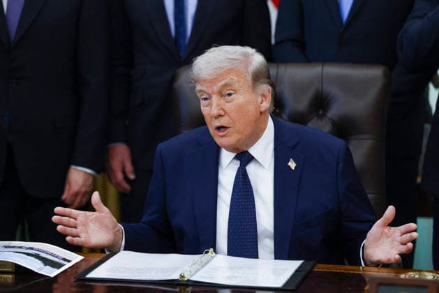 US President Donald Trump speaks during a Health Care Affordability event US President Donald Trump delivers remarks during a Health Care Affordability event in the Oval Office at the White House. Washington, DC, USA, 23 April 2026. WASHINGTON DISTRICT OF COLUMBIA United States  Copyright: xPool ABACAx