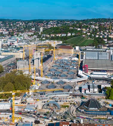 Construction site at Stuttgart Central Station The Stuttgart 21 project is one of the largest infrastructure projects in Germany At a total cost of around twelve billion euros, the terminus station is being converted into a through station In the foreground the Planetarium 21 04 2026, Stuttgart, Baden Württemberg, Germany