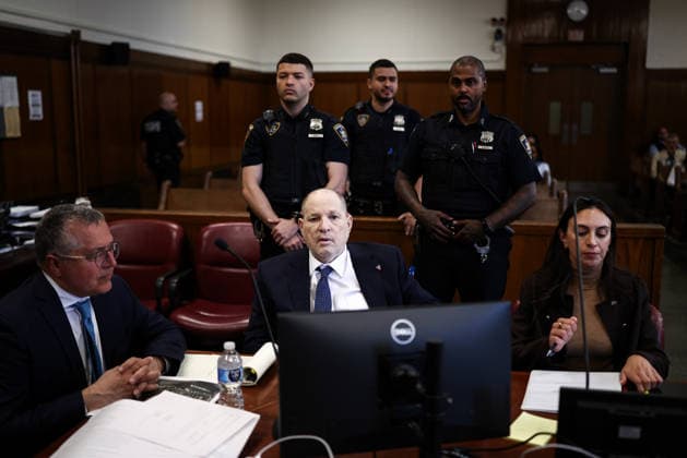 Former Hollywood film producer Harvey Weinstein appears in Manhattan Supreme Court during his retrial in New York City on April 27, 2026. - The retrial of Weinstein on a rape charge on which a jury was previously deadlocked began on April 14, although he will remain imprisoned for other offenses regardless of the verdict. Weinstein is accused of the third-degree rape of Jessica Mann, who starred in the 2015 romantic comedy This Isn t Funny. Pool  NYX20260427207 CHARLYxTRIBALLEAU