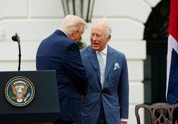 President Donald Trump shakes hands with Britain s King Charles III during an official welcoming ceremony at the White House in Washington DC on Tuesday, April 28, 2026. The king is on a four-day state visit to the U.S. and will stop in New York and Washington, where he will meet with U.S. officials and deliver an address to Congress. WAP20260428943 BONNIExCASH