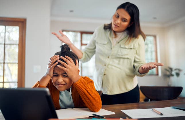 Education, fail and children with a student girl and indian woman looking confused or in doubt while distance learning. Autism, student or internet with a female pupil elearning at home with a parent. (License=RF) ,model released, Symbolfoto  Copyright: xZoonar.com YurixArcursxpeopleimages.comx 19533269 ,model released, Symbolfoto ,property released