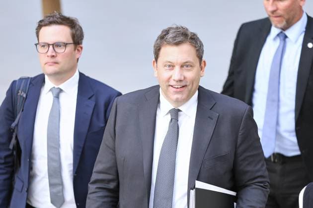 Berlin, Germany, 29 04 2026 Federal Press Conference Presentation of key budget figures 2027 and financial plan 2028 2030 Press spokesperson Maximilian Kall BMF and Federal Minister of Finance Lars Klingbeil SPD Copyright: xdtsxNachrichtenagenturx dts_117162