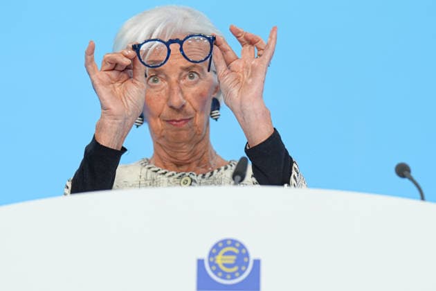 Press conference of the European Central Bank ECB on the interest rate decision ECB President Christine Lagarde once again checks the clarity and clean glasses of her glasses at the press conference on the interest rate decision of the European Central Bank ECB , Frankfurt am Main, 30 04 2026 Frankfurt am Main Hessen Germany
