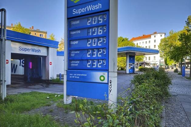 Berlin, Germany, 01 05 2026 Price board at an Aral filling station on the morning of May 1 after the so-called fuel discount came into effect Copyright: xdtsxNachrichtenagenturx dts_117228