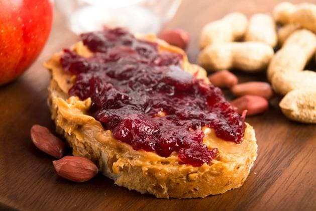 Peanut Butter and Jelly Sandwich Copyright: xjoannawnukx Panthermedia70216216.jpg