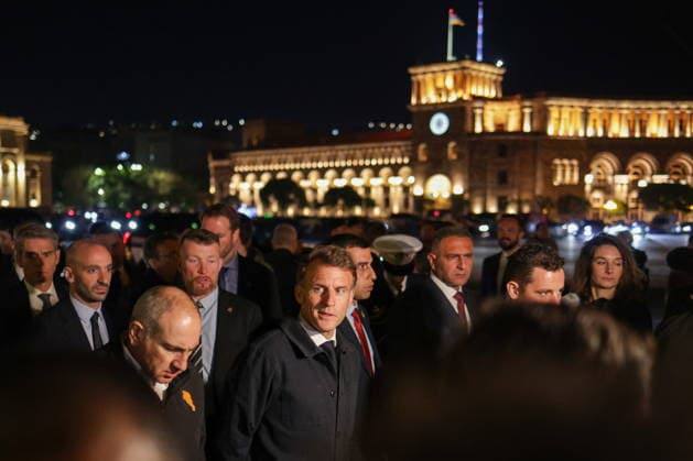 ARMENIA, YEREVAN - MAY 4, 2026: France s President Emmanuel Macron (C) is seen in central Yerevan ahead of the 8th Summit of the European Political Community. Alexander Patrin TASS  92014065