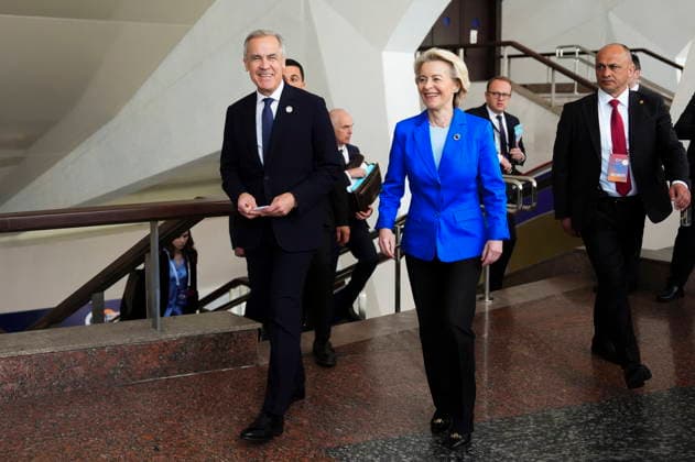 May 4, 2026, Yerevan, Armenia: President of the European Commission, Ursula von der Leyen, middle right, and Prime Minister Mark Carney, left, arrive to a meeting during the 8th European Political Community Summit in Yerevan, Armenia, on Monday, May 4, 2026. Yerevan Armenia - ZUMAc35_ 20260504_zaf_c35_016 Copyright: xSeanxKilpatrickx
