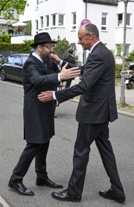 The CDU Executive Board meeting at the Chabad Synagogue in Berlin BERLIN, GERMANY - MAY 04: German Chancellor Friedrich Merz is welcomed by Rabbi Yehuda Teichtal ahead of executive board meeting of the CDU, the ruling party in Germany, at the Chabad Synagogue in Berlin, Germany on May 04, 2026. Halil Sagirkaya Anadolu Berlin Germany. Editorial use only. Please get in touch for any other usage.  Copyright: x2026xAnadoluxHalilxSagirkayax