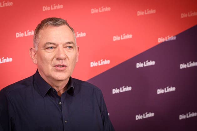 Berlin, Press conference Die Linke with Jan van Aken Press conference of the party Die Linke with Jan van Aken Co Chairman Die Linke on current political issues on 04 05 2026 at Karl Liebknecht Haus in Berlin Berlin Karl Liebknecht Haus Berlin Germany
