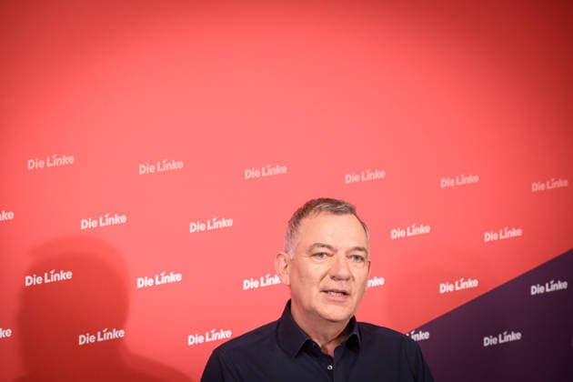 Berlin, Press conference Die Linke with Jan van Aken Press conference of the party Die Linke with Jan van Aken Co Chairman Die Linke on current political issues on 04 05 2026 at Karl Liebknecht Haus in Berlin Berlin Karl Liebknecht Haus Berlin Germany