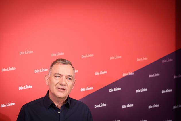 Berlin, Press conference Die Linke with Jan van Aken Press conference of the party Die Linke with Jan van Aken Co Chairman Die Linke on current political issues on 04 05 2026 at Karl Liebknecht Haus in Berlin Berlin Karl Liebknecht Haus Berlin Germany