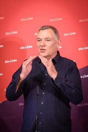 Berlin, Press conference Die Linke with Jan van Aken Press conference of the party Die Linke with Jan van Aken Co Chairman Die Linke on current political issues on 04 05 2026 at Karl Liebknecht Haus in Berlin Berlin Karl Liebknecht Haus Berlin Germany