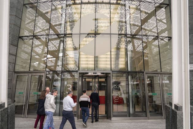 MILAN - UniCredit Group headquarters on the day of the special board meeting with CEO Andrea Orcel. May 4th  Copyright: xEmanuelexRobertoxDexCarlix xipa-agency.netx xEMANUELExDExCARLIx IPA_Agency_IPA74426962