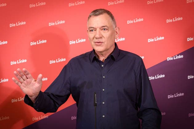 Berlin, Press conference Die Linke with Jan van Aken Press conference of the party Die Linke with Jan van Aken Co Chairman Die Linke on current political issues on 04 05 2026 at Karl Liebknecht Haus in Berlin Berlin Karl Liebknecht Haus Berlin Germany
