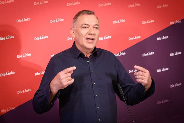 Berlin, Press conference Die Linke with Jan van Aken Press conference of the party Die Linke with Jan van Aken Co Chairman Die Linke on current political issues on 04 05 2026 at Karl Liebknecht Haus in Berlin Berlin Karl Liebknecht Haus Berlin Germany