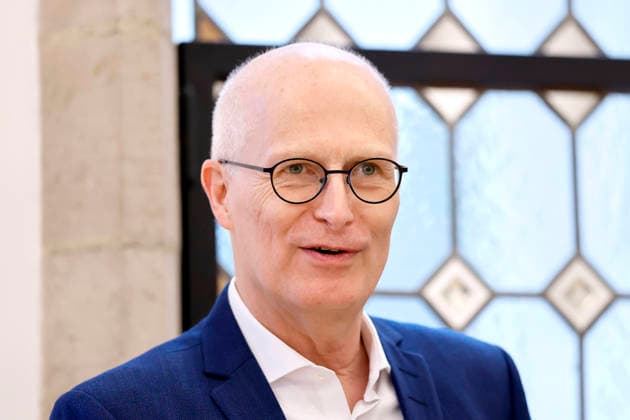 Politician Dr Peter Tschentscher SPD , Lord Mayor of Hamburg, at a meeting in Cologne City Hall Both cities want to work better together in future Cologne, 04 05 2026 NRW Germany Copyright: xChristophxHardtx