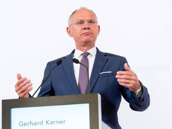 20260504 Lagebericht zum Verfassungsschutz mit dem Innenminister WIEN, OESTERREICH - MAI 4: Bundesminister fuer Inneres Gerhard Karner (OeVP) beim Lagebericht - zum Verfassungsschutz mit dem Innenminister im Bundesministerium fuer Inneres am 4. Mai 2026 in Wien, Oesterreich. 260504_SEPA_10_014 Copyright: xMichaelxIndrax SEPAxMedia