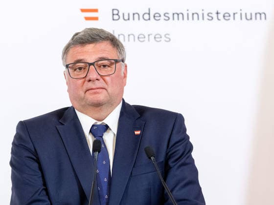 20260504 Lagebericht zum Verfassungsschutz mit dem Innenminister WIEN, OESTERREICH - MAI 4: Staatssekretaer im Bundesministerium fuer Inneres Joerg Leichtfried (SPOe) beim Lagebericht - zum Verfassungsschutz mit dem Innenminister im Bundesministerium fuer Inneres am 4. Mai 2026 in Wien, Oesterreich. 260504_SEPA_10_016 Copyright: xMichaelxIndrax SEPAxMedia