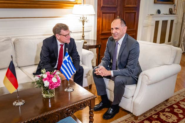 L R Johann Wadephul CDU , Federal Foreign Minister, and Giorgos Gerapetritis, Foreign Minister of Greece, taken during a meeting in Athens, 04 05 2026 Photographed on behalf of the Foreign Office Athens Greece Copyright: xJulianexSonntag AAx