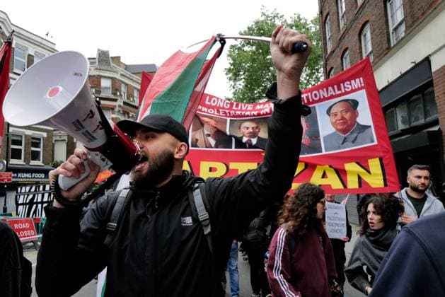 London Hosts Annual May Day March and Rally People gather in London for the annual May Day March and Rally on the Early May bank holiday, Monday, 4 May 2026. London England United Kingdom Copyright: xJoaoxDanielxPereirax