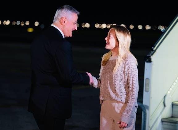 May 4, 2026, Yerevan, Rome, Armenia: Prime Minister Giorgia Meloni with Deputy Prime Minister of Armenia Mher Grigoryan upon her arrival in Yerevan for the 8th Summit of the European Political Community in Yerevan, 03 05 2026 Yerevan Armenia  - ZUMAa289 20260504_zia_a289_173 Copyright: xChigixPressxOfficex