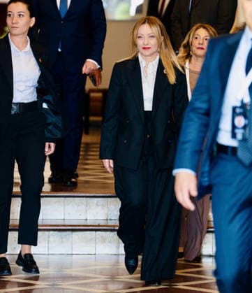 May 4, 2026, Yerevan, Rome, Armenia: Prime Minister Giorgia Meloni arrives at the Karen Demirchyan Sports and Concert Complex, venue of the Summit proceedings on the occasion of the VIII Summit of the European Political Community in Yerevan, 04 05 2026 Yerevan Armenia  - ZUMAa289 20260504_zia_a289_176 Copyright: xChigixPressxOfficex