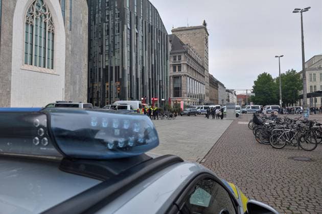 Leipzig, Saxony, Germany, 04 05 2026 Car drives into crowd in Leipzig The incident took place on Grimmaische Straße in the city center, the area between Augustusplatz and Ritterstraße was cordoned off Copyright: xdtsxNachrichtenagenturx dts_117566