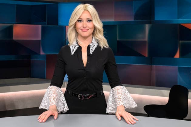in the picture from left Patrice Aminati entrepreneur, advocates skin cancer screenings, GER, Berlin, hart aber fair Polittalk, TV, format, with presenter Louis Klamroth, Das Erste, Das Thema Teuer und nur Mittelmaß Was läuft schief bei Ärzten, Kliniken und Kassen 04 05 2026, Copyright: HMBxMedia UwexKoch