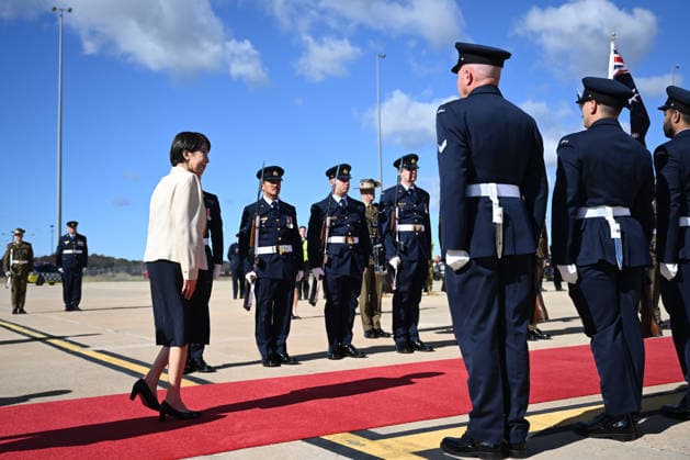 SANAE TAKAICHI AUSTRALIA VISIT, Prime Minister of Japan Sanae Takaichi departs from Fairbairn Airport in Canberra, Tuesday, May 5, 2026. Prime Minister of Japan Sanae Takaichi is on a three-day visit to Australia. ( NO ARCHIVING CANBERRA AUSTRALIAN CAPITAL TERRITORY AUSTRALIA  Copyright: xLUKASxCOCHx 20260505169003285071
