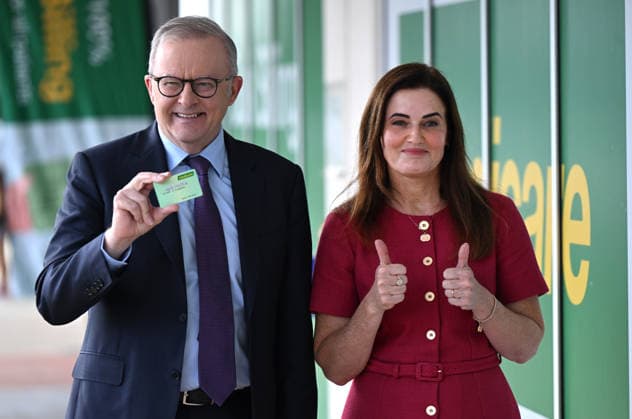 ANTHONY ALBANESE MURRUMBA DOWNS, Australian Prime Minister Anthony Albanese (left) and the Member for Dickson, Ali France (right) are seen during a visit to the Murrumba Downs Medicare Urgent Care Clinic at Murrumba Downs, in Brisbane, Tuesday, May 5, 2026.( NO ARCHIVING Newcastle New South Wales Australia  Copyright: xDARRENxENGLANDx 20260505148098781604