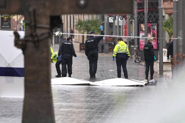 Leipzig, Saxony, Germany, 05 05 2026 After a car drove into a crowd of people on Monday, the Grimmaische Straße crime scene was still cordoned off the following morning Copyright: xdtsxNachrichtenagenturx dts_117612