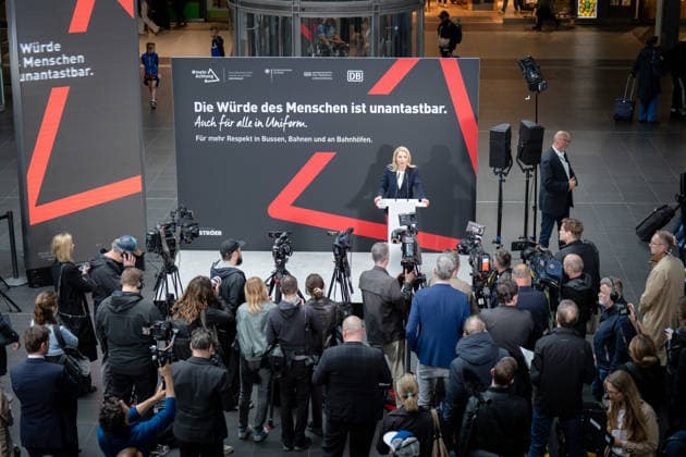 moreAttention, Respect Campaign, Berlin Presentation Advertising Campaign, Berlin, Federal Ministry of Transport, Deutsche Bahn, Evelyn Palla, CEO Bahn Berlin Berlin GER