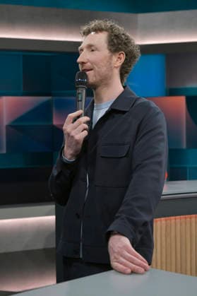 Louis Klamroth on the ARD talk show hart aber fair in Studio Adlershof Berlin, 05 04 2026 Foto:xM.xBehrensx xFuturexImagex hart_fair0405_6501