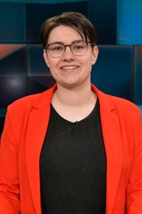 Clara Schlagowski on the ARD talk show hart aber fair in Studio Adlershof Berlin, 05 04 2026 Foto:xM.xBehrensx xFuturexImagex hart_fair0405_6522