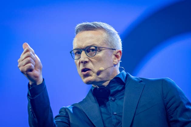 Karsten Wildberger, Federal Minister for Digitalization and State Modernization will be the first speaker of the day on the Conference Stage at OMR26 Festival in Hamburg, Hamburg Hamburg Germany Messe
