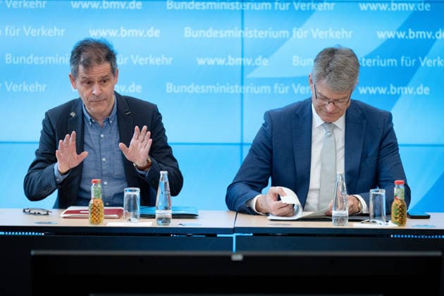 Taking office one year ago Review and outlook Berlin, Press conference, Review and outlook, Federal Minister of Transport Patrick Schnieder, Federal Ministry of Transport Berlin Berlin GER