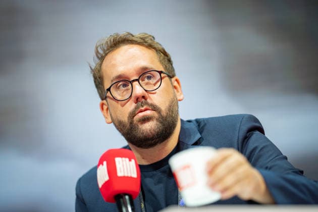 Paul Ronzheimer, journalist and podcaster during the recording of his podcast OMR26 Festival in Hamburg, Hamburg Hamburg Germany Fair