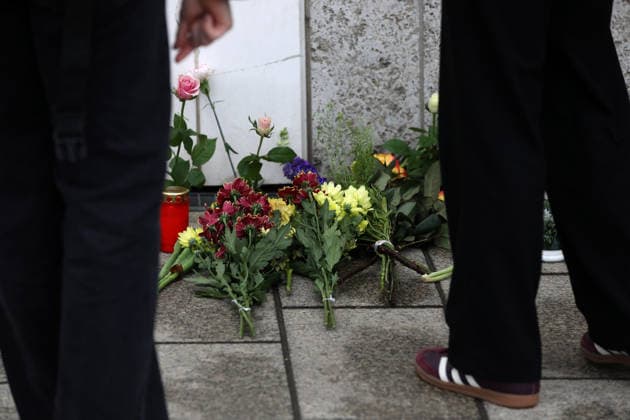 search for traces after amokfart in leipzig Leipzig , 05 05 2036 One day after Jeffrey K drove amok in Grimmaische Straße in downtown Leipzig, passers-by lay flowers and candles at the scene of the accident Saxony Germany Copyright: xMatthiasxGränzdörferx