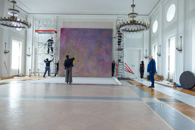 Renovation work at Bellevue Palace Dismantling the artwork by artist Gotthard Graubner in the Great Hall of Bellevue P