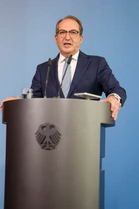 Federal Minister Alexander Dobrindt took office as Federal Minister of the Interior a year ago At a press conference, he takes stock of his time in office and gives an outlook on upcoming projects Federal Ministry of the Interior in Berlin on 05 05 2026 in Berlin¨ Alexander Dobrindt takes stock of his one-year term of office at a press conference