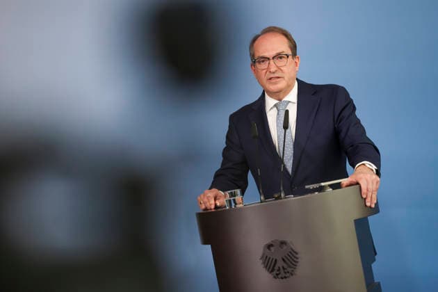 Federal Minister Alexander Dobrindt took office as Federal Minister of the Interior a year ago At a press conference, he takes stock of his time in office and gives an outlook on upcoming projects Federal Ministry of the Interior in Berlin on 05 05 2026 in Berlin¨ Alexander Dobrindt takes stock of his one-year term of office at a press conference