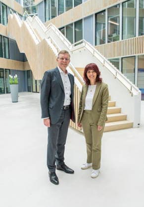Annual press conference 2026 of the Saar Savings Banks Association on Tuesday 05 05 2026 in Saarbrücken In the picture from left Dr Christian Molitor, Managing Director of the Saar Savings Banks Association, and Cornelia Hoffmann Bethscheider, President of the Saar Savings Banks Association bub