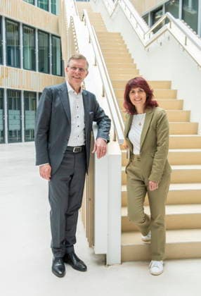 Annual press conference 2026 of the Saar Savings Banks Association on Tuesday 05 05 2026 in Saarbrücken In the picture from left Dr Christian Molitor, Managing Director of the Saar Savings Banks Association, and Cornelia Hoffmann Bethscheider, President of the Saar Savings Banks Association bub