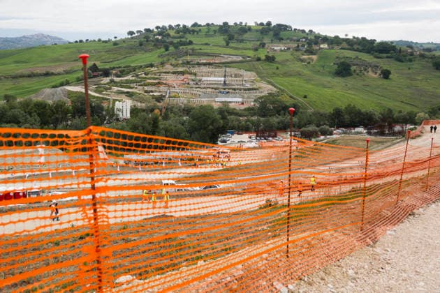 Breakthrough Achieved at Rocchetta Tunnel on Naples Bari Line The breakthrough of the final tunnel face in the Rocchetta Tunnel on the Apice Hirpinia section of the new Naples Bari high-speed and high-capacity line in Apice, Benevento on March, 5 2026. ABP16131 Copyright: xAntonioxBalascox