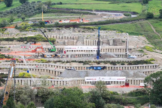 Breakthrough Achieved at Rocchetta Tunnel on Naples Bari Line The breakthrough of the final tunnel face in the Rocchetta Tunnel on the Apice Hirpinia section of the new Naples Bari high-speed and high-capacity line in Apice, Benevento on March, 5 2026. ABP16134 Copyright: xAntonioxBalascox