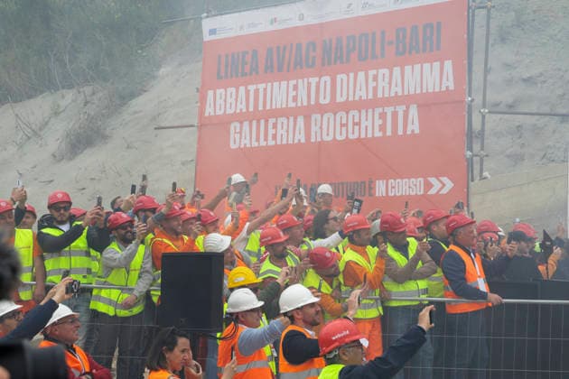 Breakthrough Achieved at Rocchetta Tunnel on Naples Bari Line The breakthrough of the final tunnel face in the Rocchetta Tunnel on the Apice Hirpinia section of the new Naples Bari high-speed and high-capacity line in Apice, Benevento on March, 5 2026. ABP17037 Copyright: xAntonioxBalascox