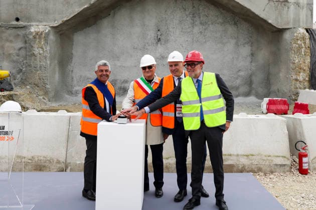 Breakthrough Achieved at Rocchetta Tunnel on Naples Bari Line The breakthrough of the final tunnel face in the Rocchetta Tunnel on the Apice Hirpinia section of the new Naples Bari high-speed and high-capacity line in Apice, Benevento on March, 5 2026. In photo Aldo Isi Chief Executive Officer and General Manager of RFI, Nicola Meistro Senior Vice President of Operations (Rail) at Webuild Italia, Angelo Pepe, mayor of Apice , Nino Lombardi, President of the Province of Benevento ABP16708 Copyright: xAntonioxBalascox