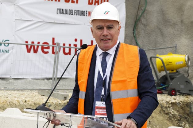 Photo IPP Antonio Balasco Gruppo Editoriale LiveMedia Benevento 05 05 2026 Trains Bari Naples High Speed line, completed the excavation of the Rocchetta Tunnel felling last tunnel diaphragm In photo