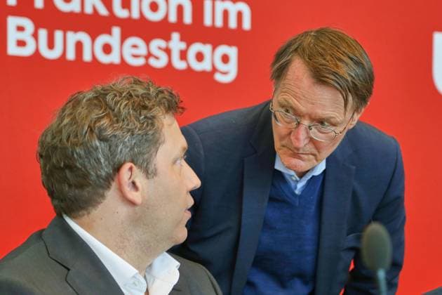 Berlin, Germany, 05 05 2026 German Bundestag SPD Parliamentary Group Meeting Federal Minister of Finance Lars Klingbeil SPD and Karl Lauterbach Copyright: xdtsxNachrichtenagenturx dts_117743