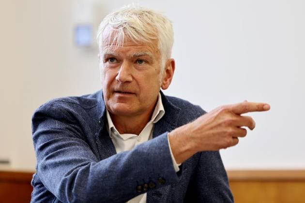 New district architect for Wittens city center How he wants to make dull facades pretty again FOR EDITORIAL PURPOSES ONLY EDITORIAL USE ONLY p Peter Kroos, 2 district architect on the occasion of the talk about the concept of the district architect on 05 May 2026 in the town hall in Witten Germany North Rhine-Westphalia Witten Copyright ChristofxKöpsel Copyright: ChristofxKöpsel doc85prnjmiyeo16g9okp5s ,EDITORIAL USE ONLY Copyright: ChristofxKöpsel